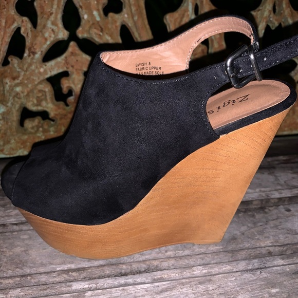 Zigi Soho Suede Wedges - Picture 6 of 14